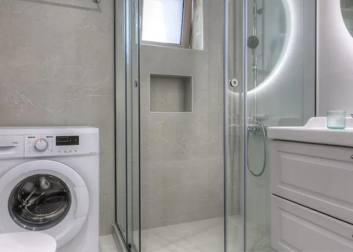 Luxury Gem Overlooking The Church, 150m From * Hersonissos (Crete)