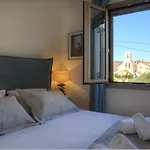Luxury Gem Overlooking The Church, 150m From Apartamento Hersonissos (Crete)