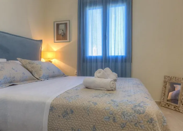 Luxury Gem Overlooking The Church, 150m From Hersonissos (Crete)