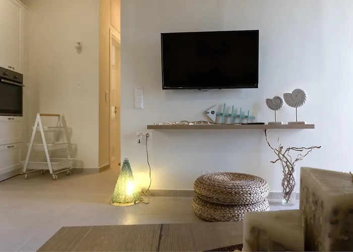 Luxury Gem Overlooking The Church, 150m From * Hersonissos (Crete)