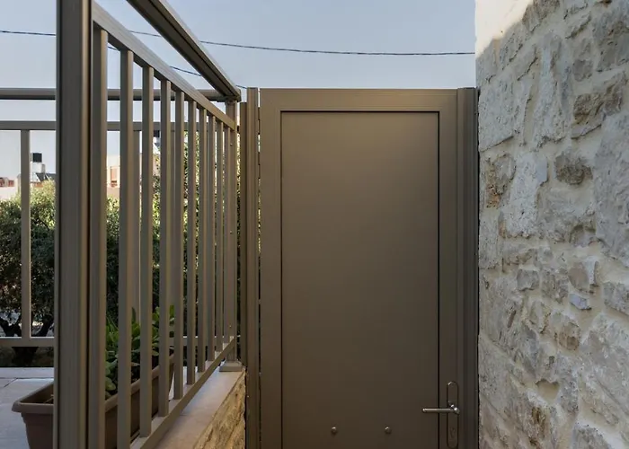 Luxury Gem Overlooking The Church, 150m From * Hersonissos (Crete)