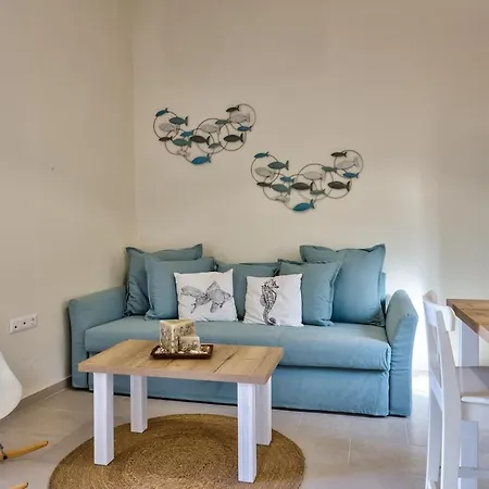 Luxury Gem Overlooking The Church, 150m From Chersonissos