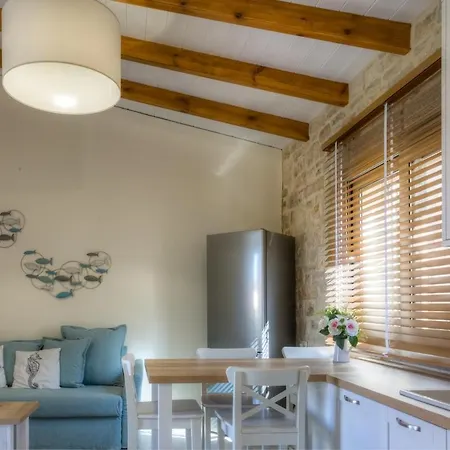 Appartement Luxury Gem Overlooking The Church, 150m From